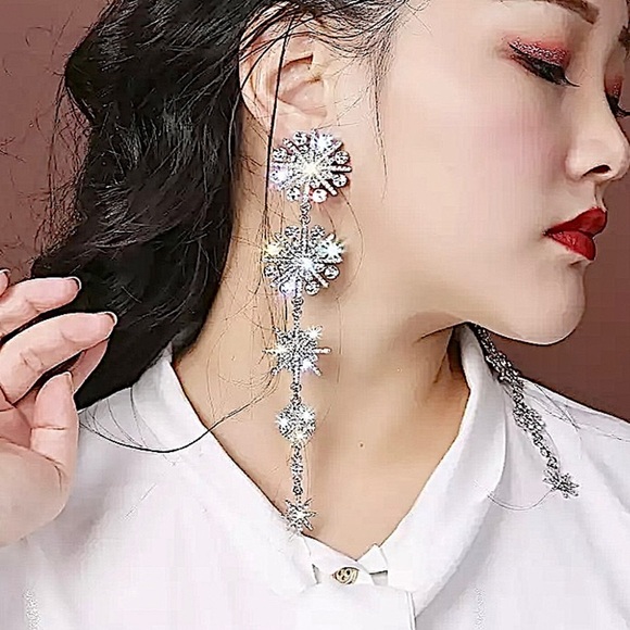 NORTH STAR RHINESTONE DROP EARRINGS - Picture 1 of 7